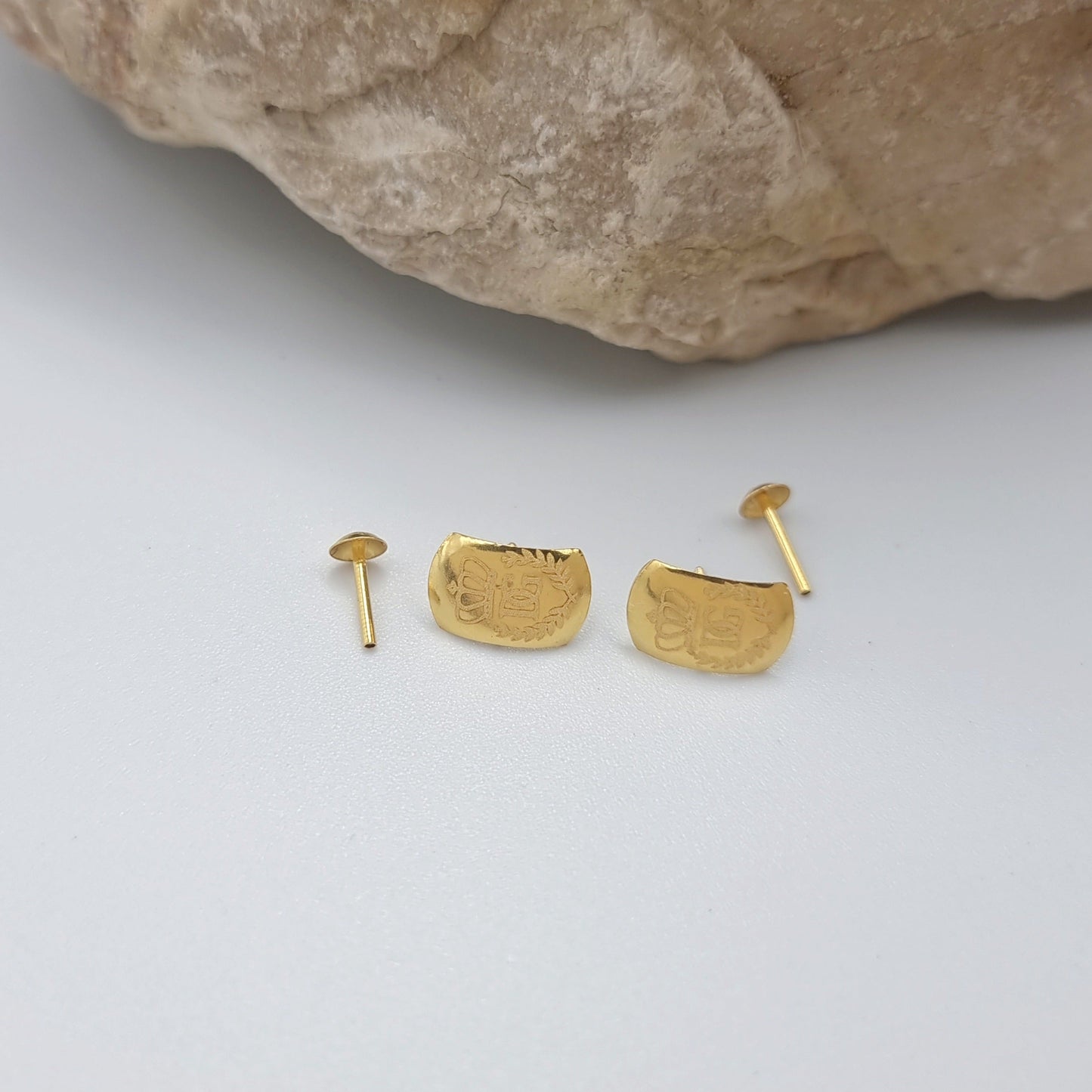 18K Pure Gold Crown D.G Stud Earring Set