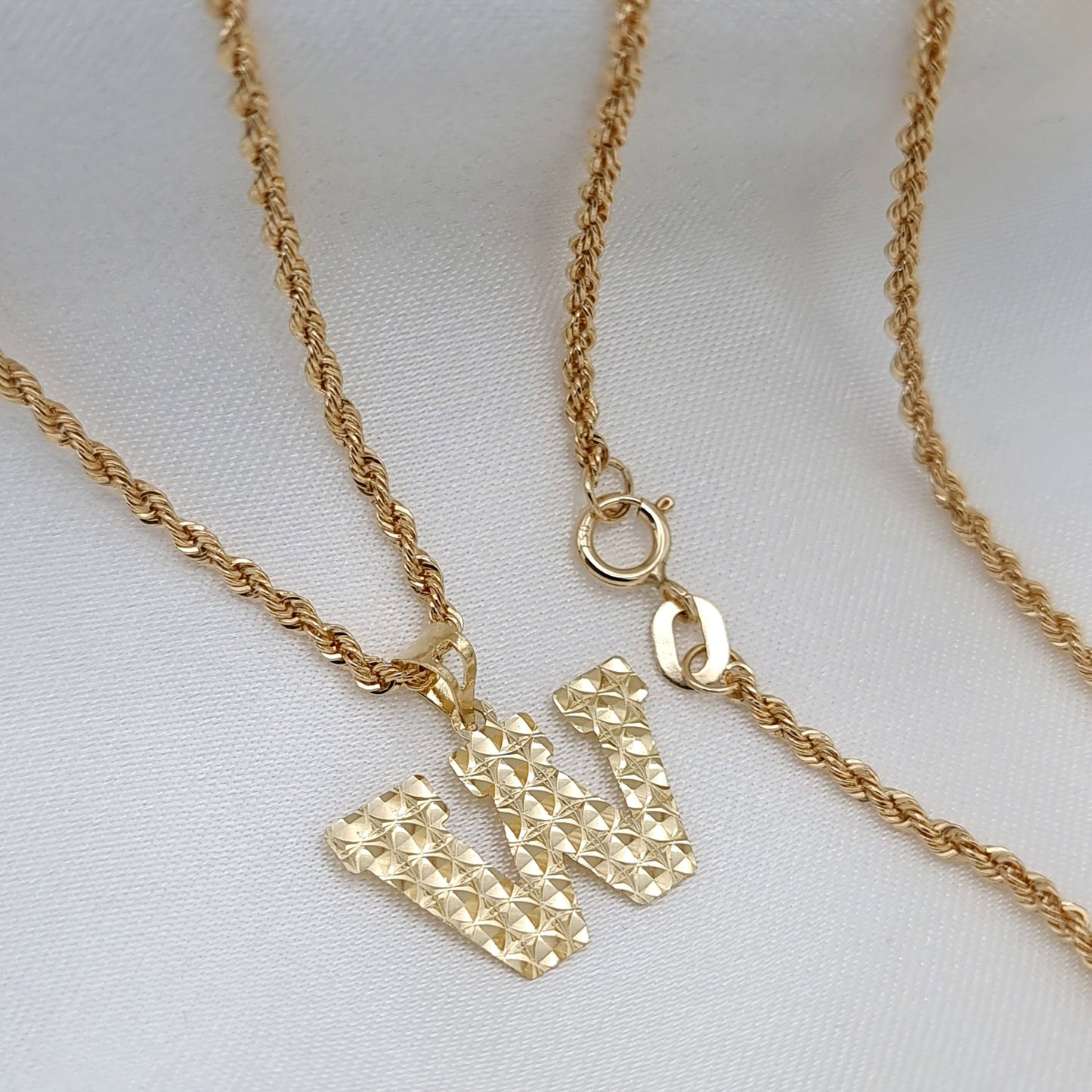 18K Pure Gold Letter W Necklace