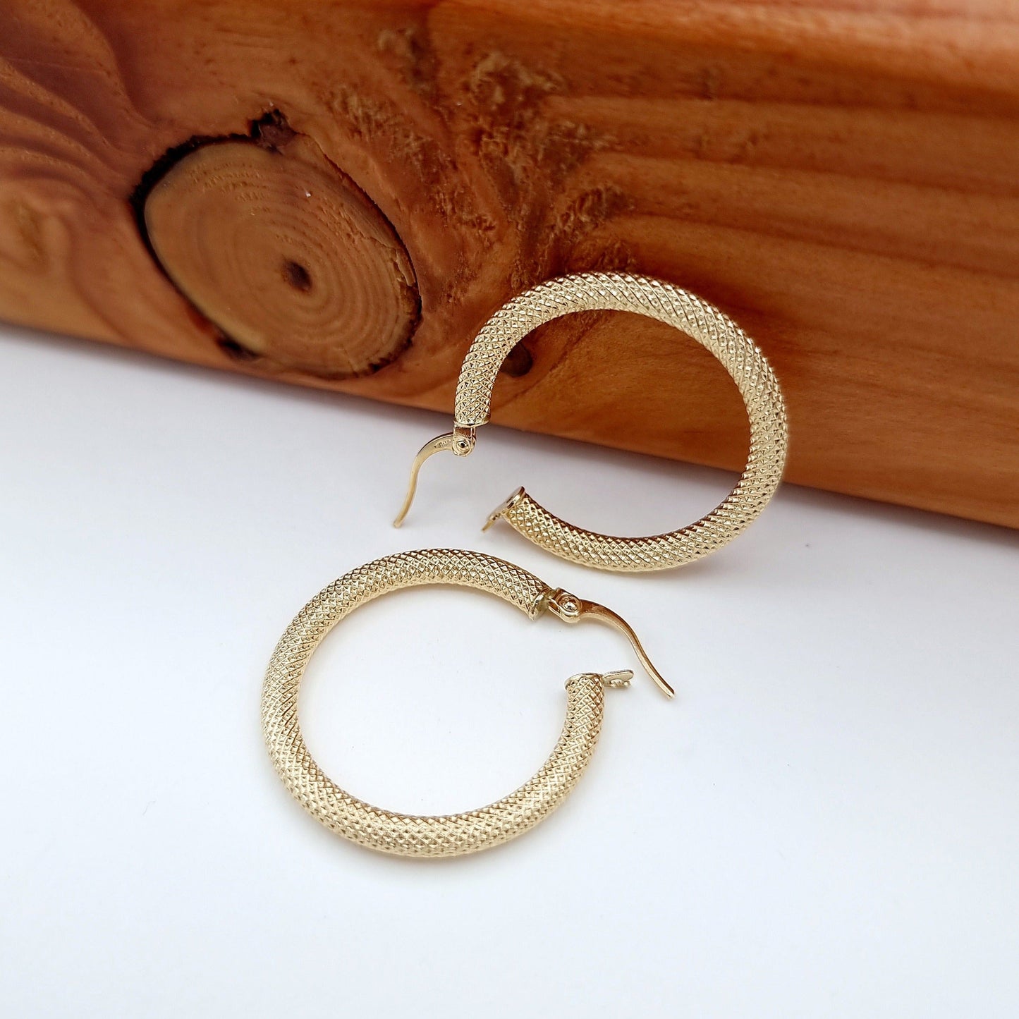 18K Pure Gold Round Earrings