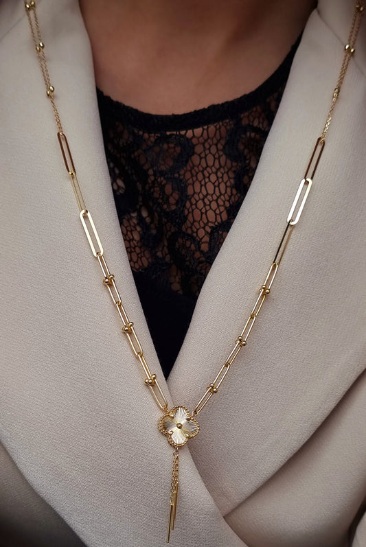 18K Pure Gold V.C Linked Flower Necklace