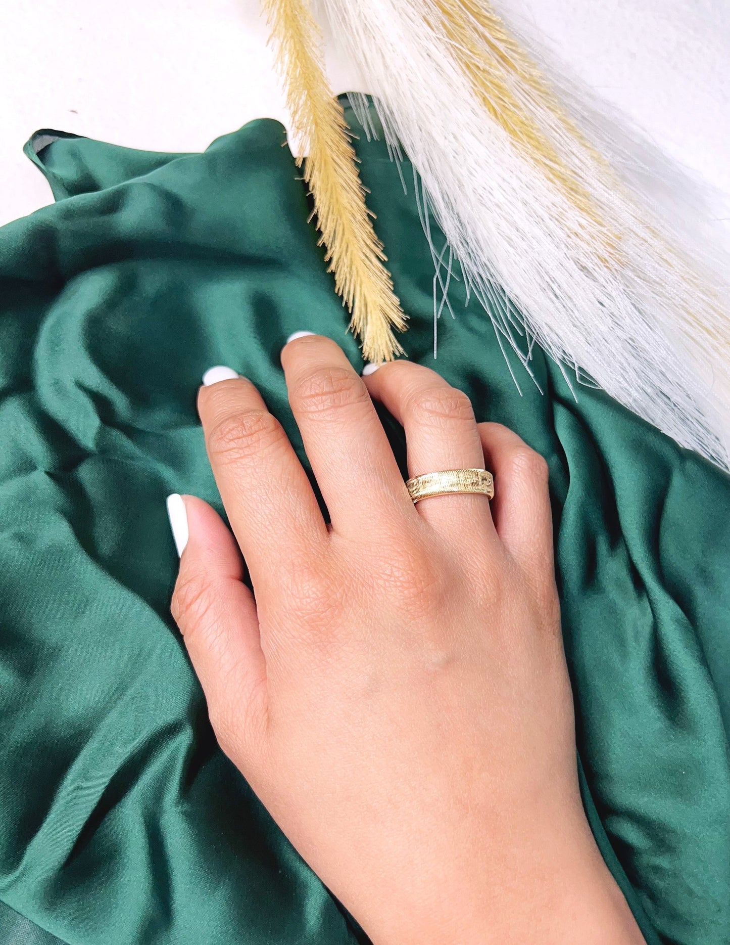 18K Pure Gold Elastic Ring