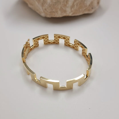 18K Pure Gold Elegant Design Bangle