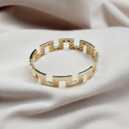 18K Pure Gold Elegant Design Bangle