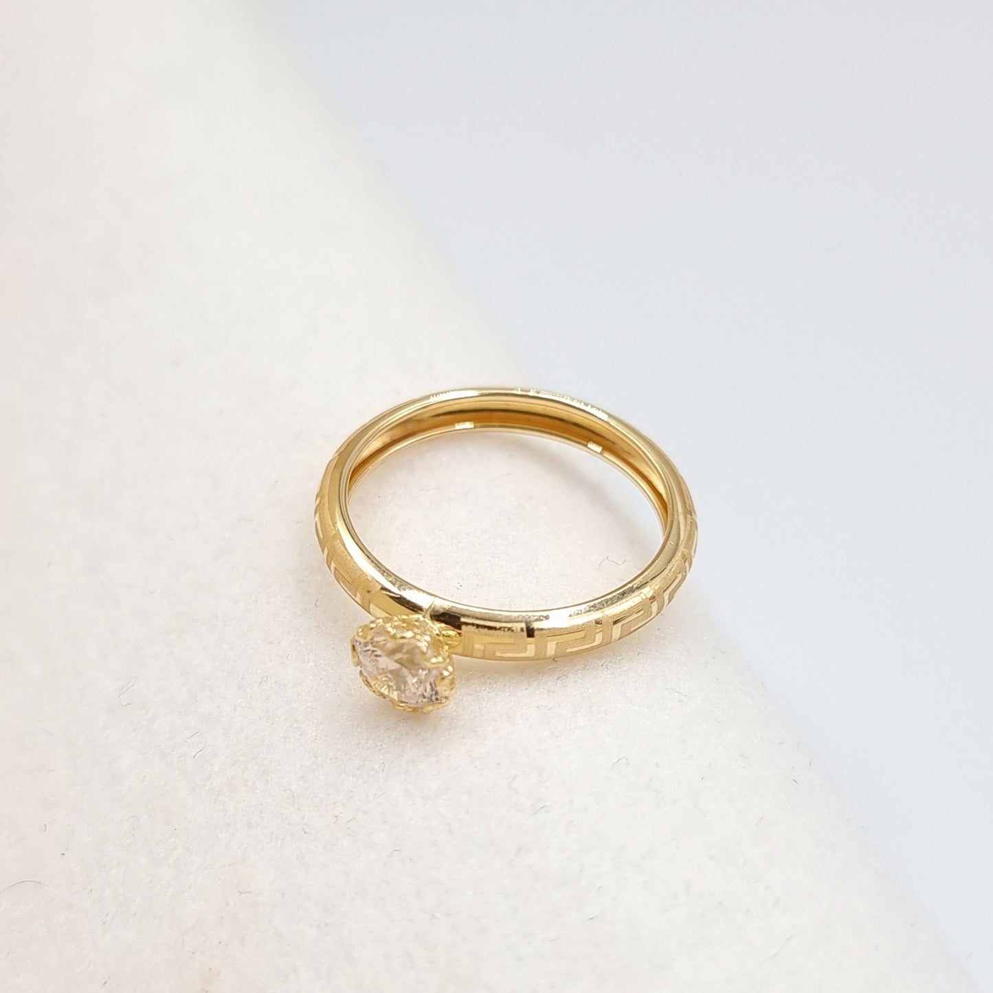18K Pure Gold Elegant Stone Ring