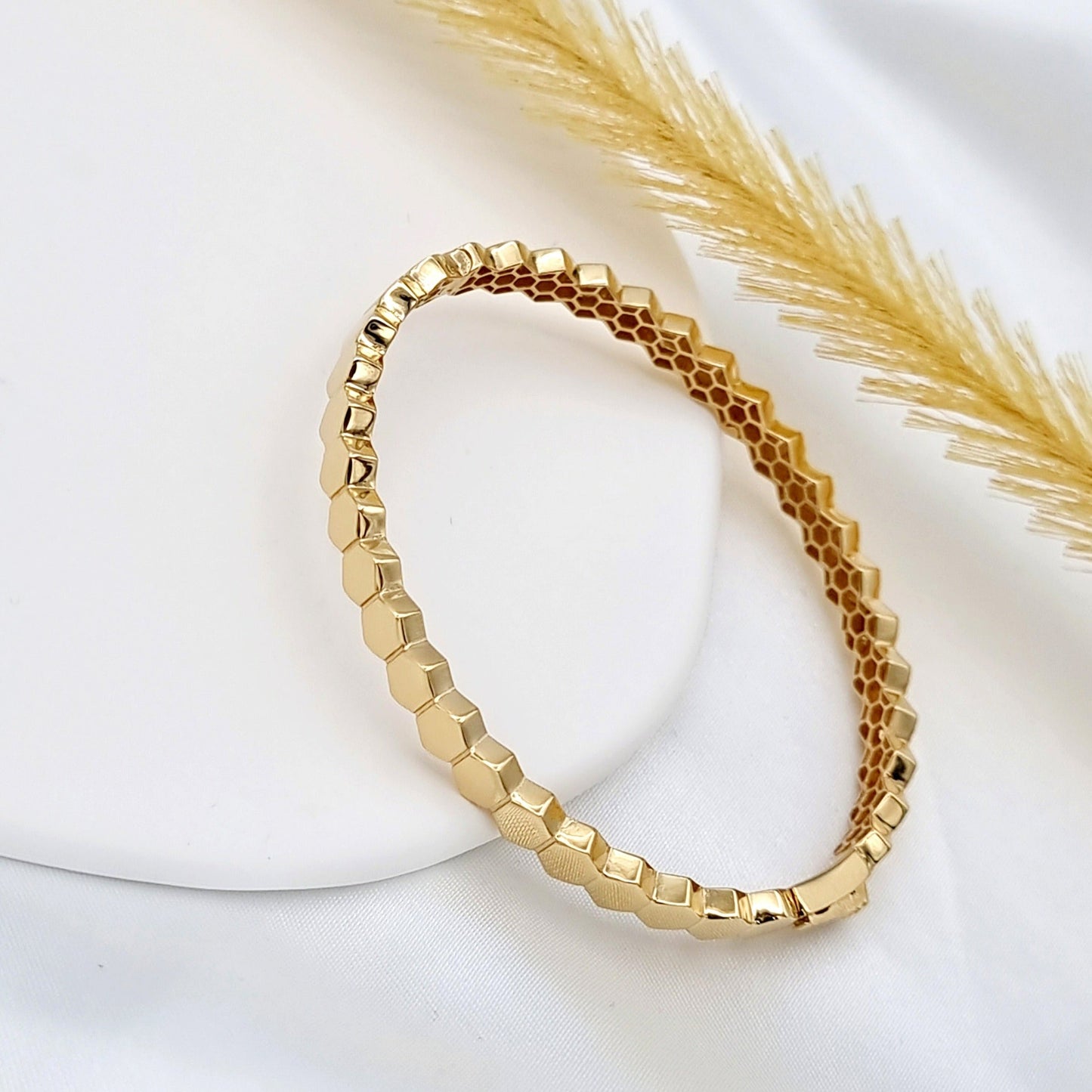 18K Pure Gold Elegant Bangle