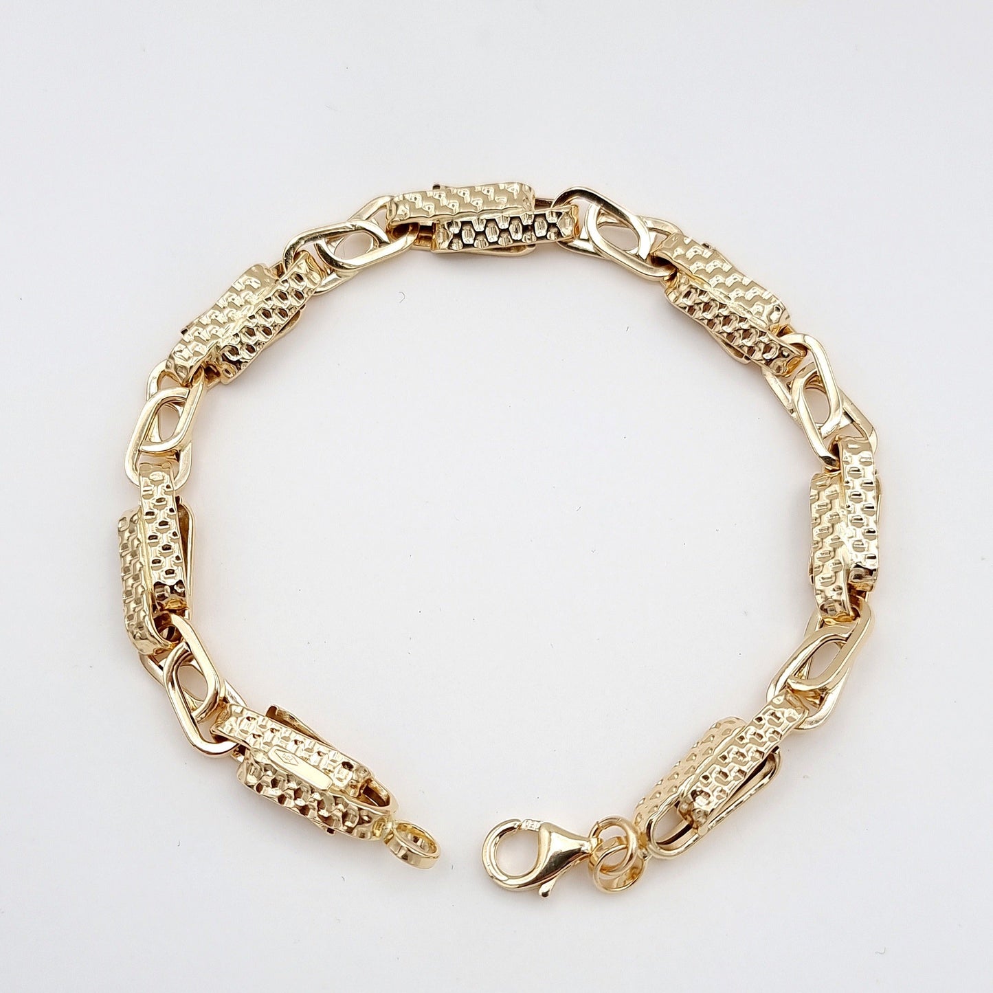 18K Pure Gold Elegant Linked Bracelet