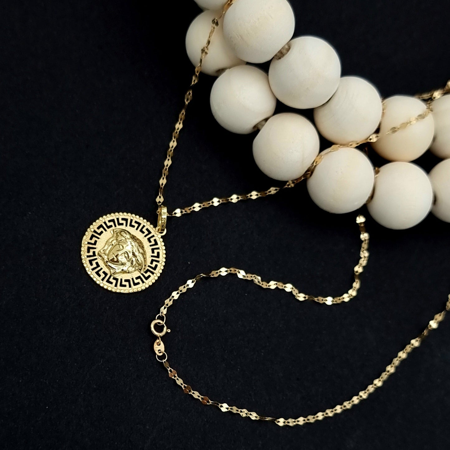 18K Pure Gold Elegant Round Necklace