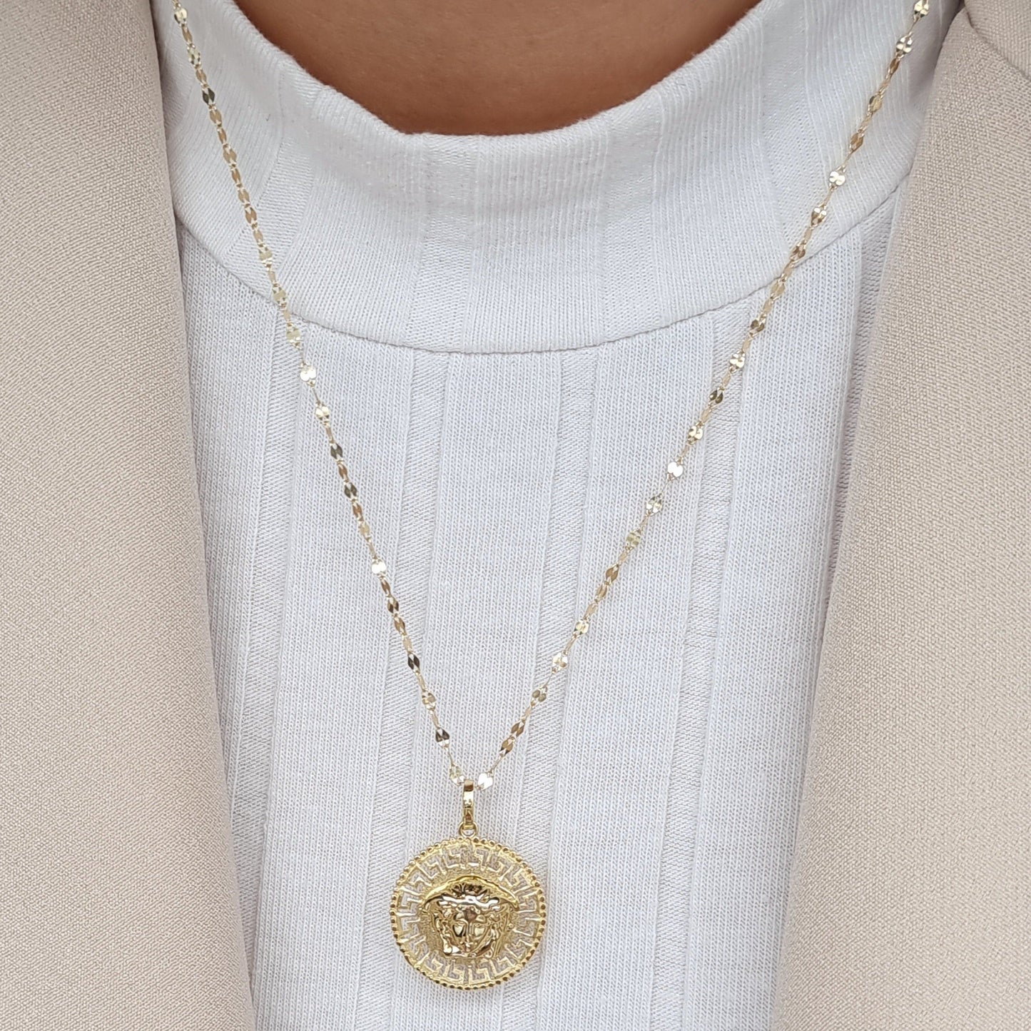 18K Pure Gold Elegant Round Necklace