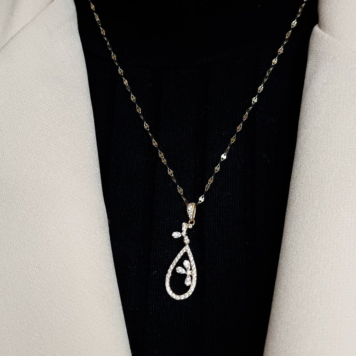 18K Pure Gold Oval Stone Necklace