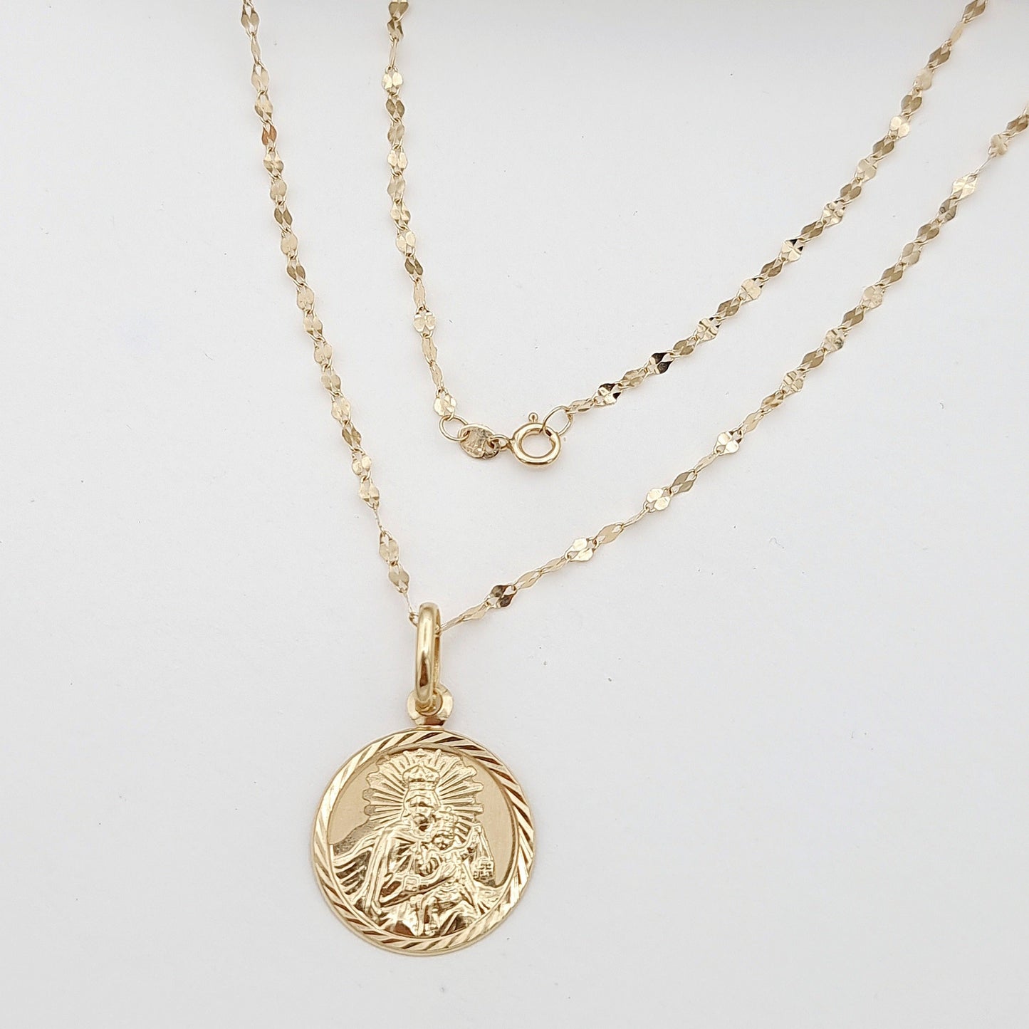 18K Pure Gold Round Religious Necklace