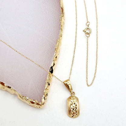 18K Pure Gold Curved Pendant Necklace