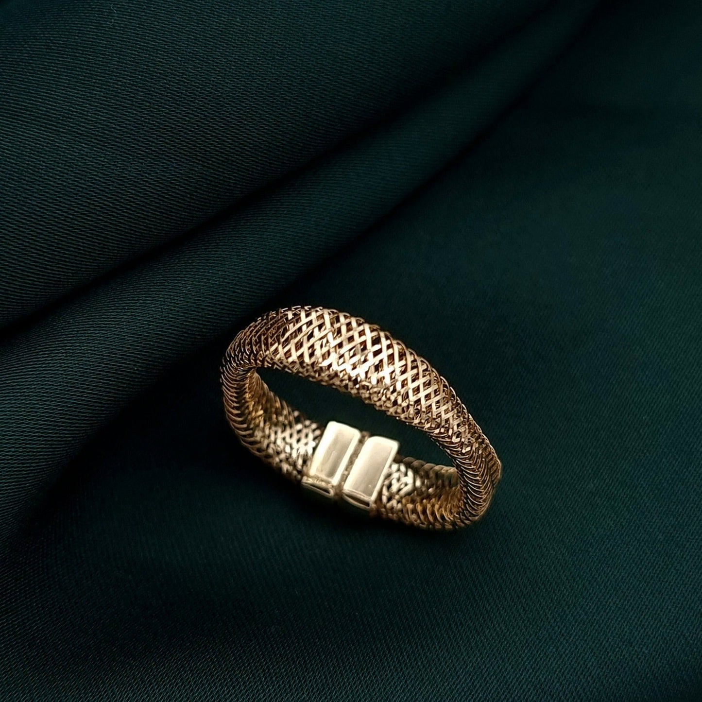 18K Pure Gold Twisted Ring