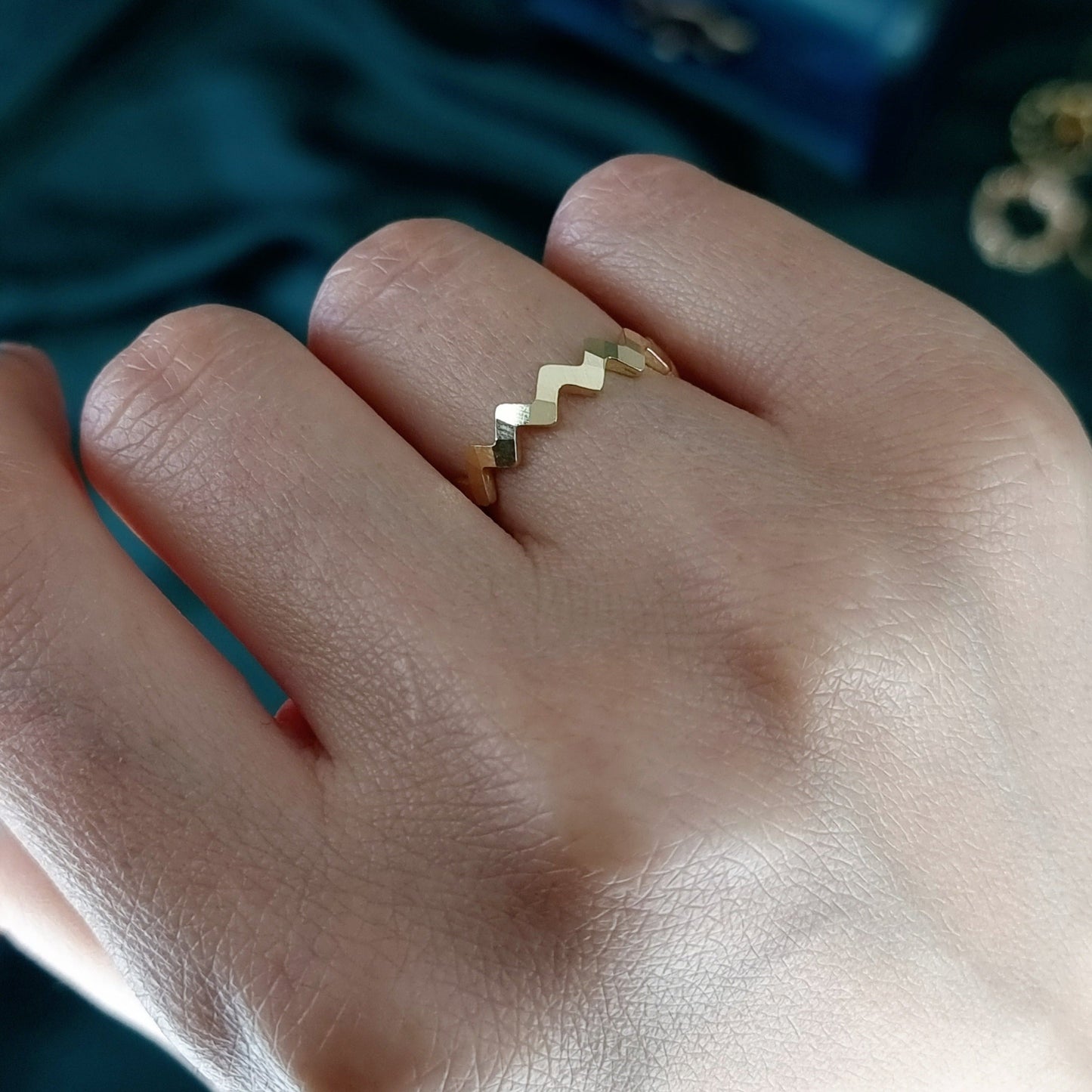 18K Pure Gold Twisted Ring