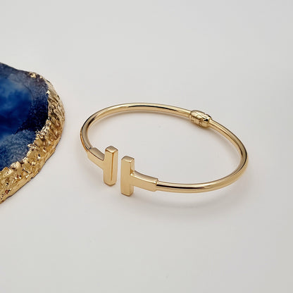18K Pure Gold T Design Bangle