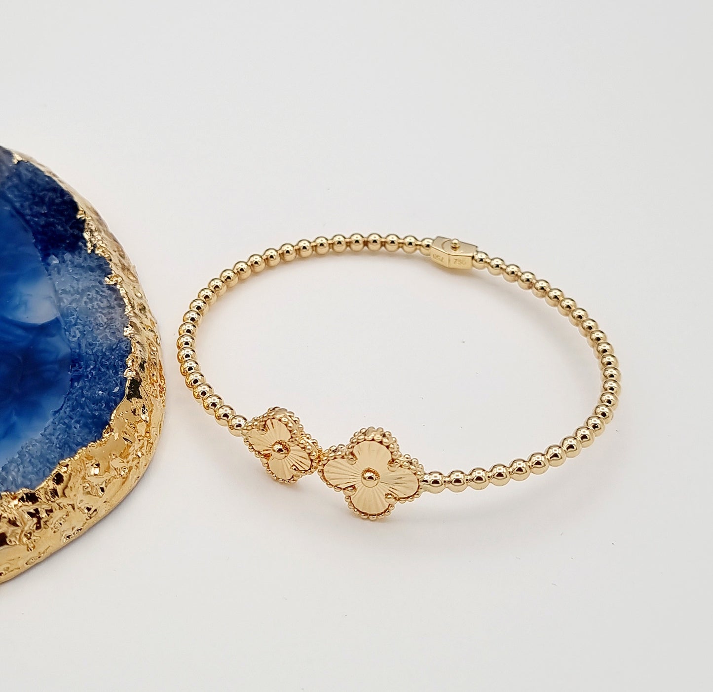 18K Pure Gold V.C Flower Seed Bangle