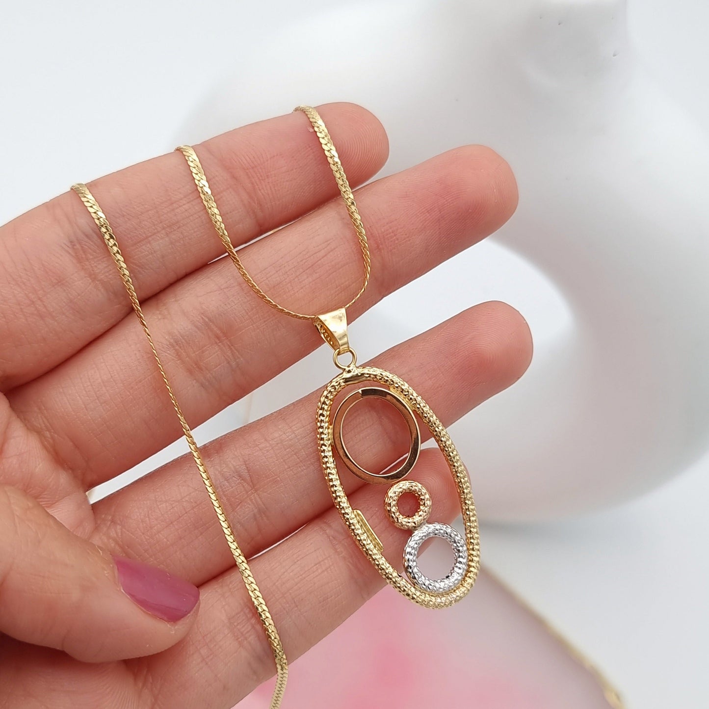 18K Pure Gold Oval 3 Color Round Necklace