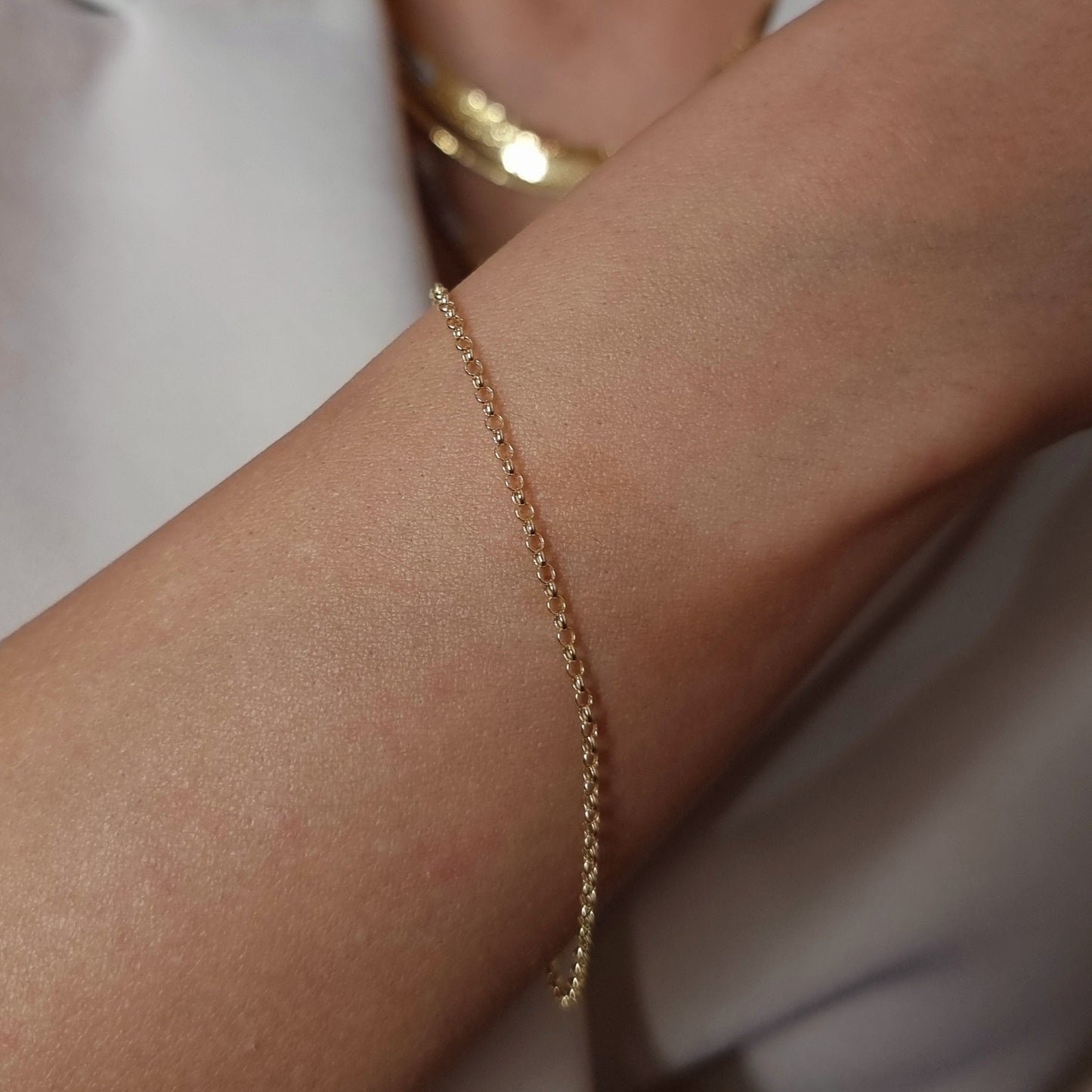 18K Pure Gold Thin C.P Linked Bracelet