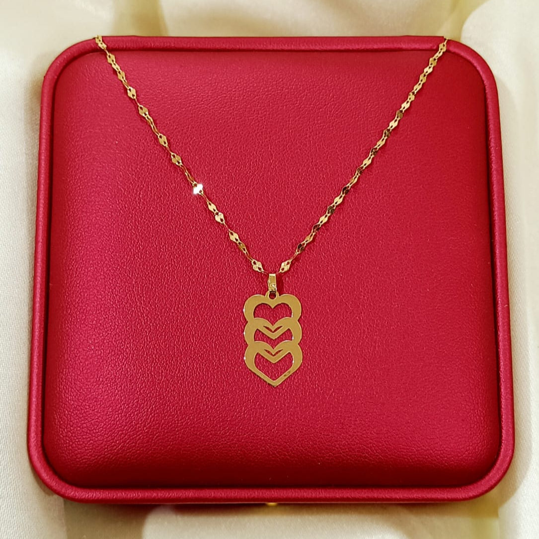 18K Pure Gold Triple Heart Design Pendant Necklace