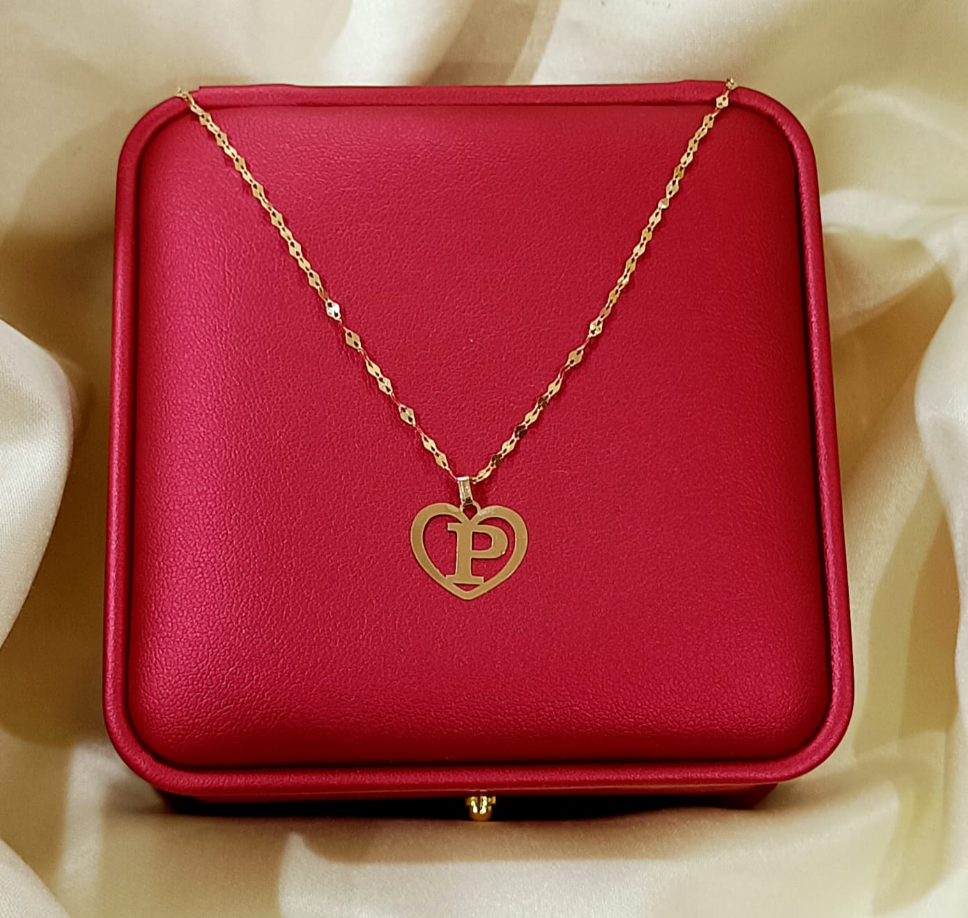 18K Pure Gold Heart Letter P Design Necklace