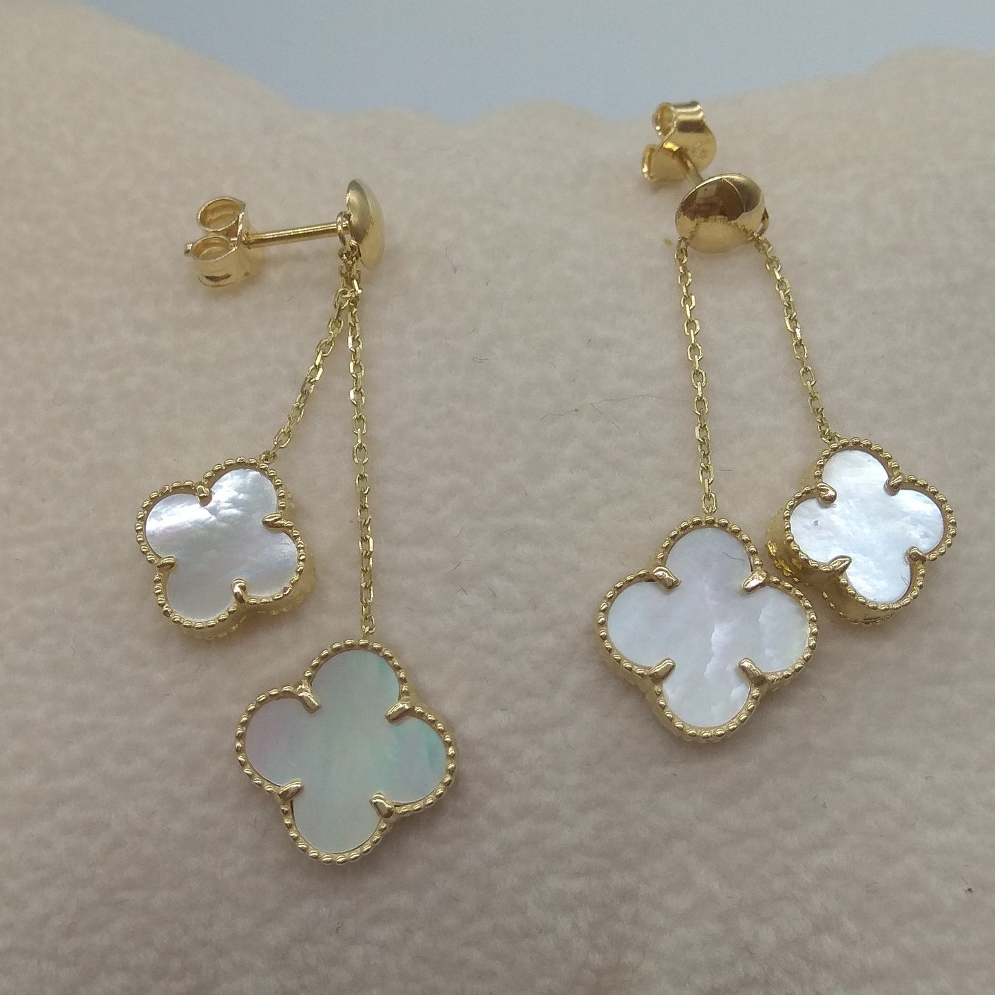 18K Pure Gold Dangling V.C White Earring Set