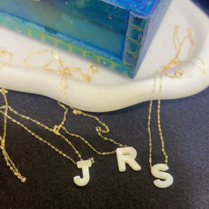 18K Pure Gold Mother A-Z Letter Necklaces