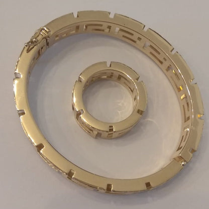 18K Pure Gold Elegant Design Bangle & Ring