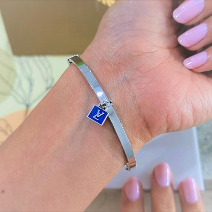 18K Pure White Gold Bangle