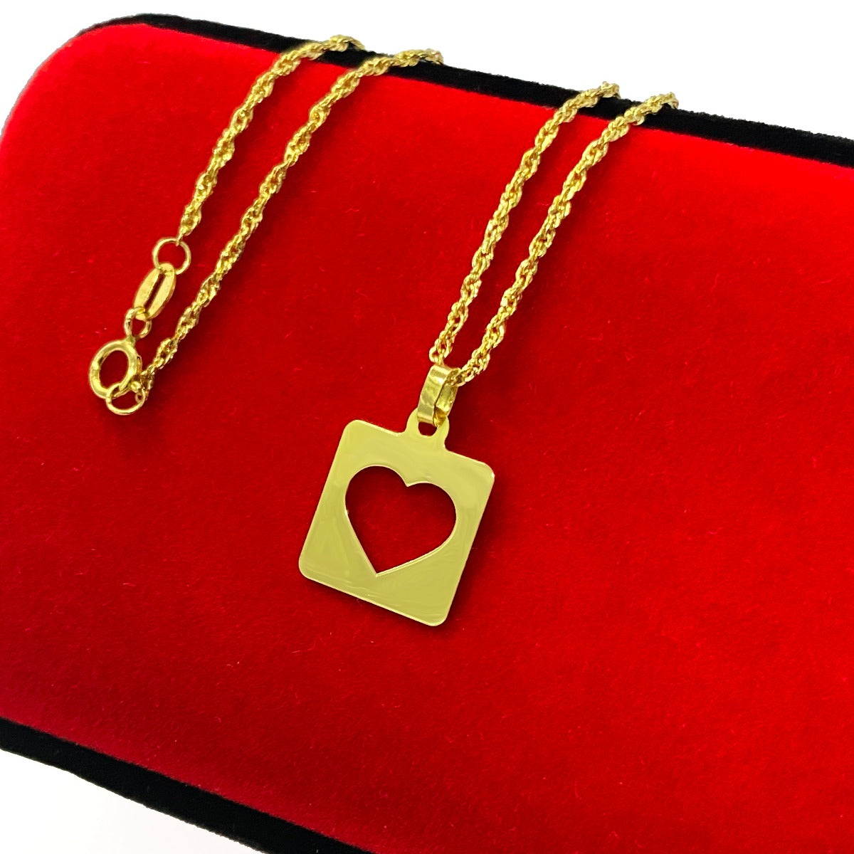 18K Pure Gold Heart Design Pendant Necklace