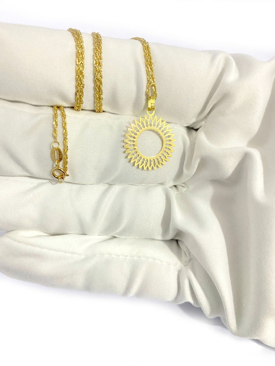 18K Pure Gold Elegant Round Design Pendant Necklace | Necklace | 18K Gold Jewelry