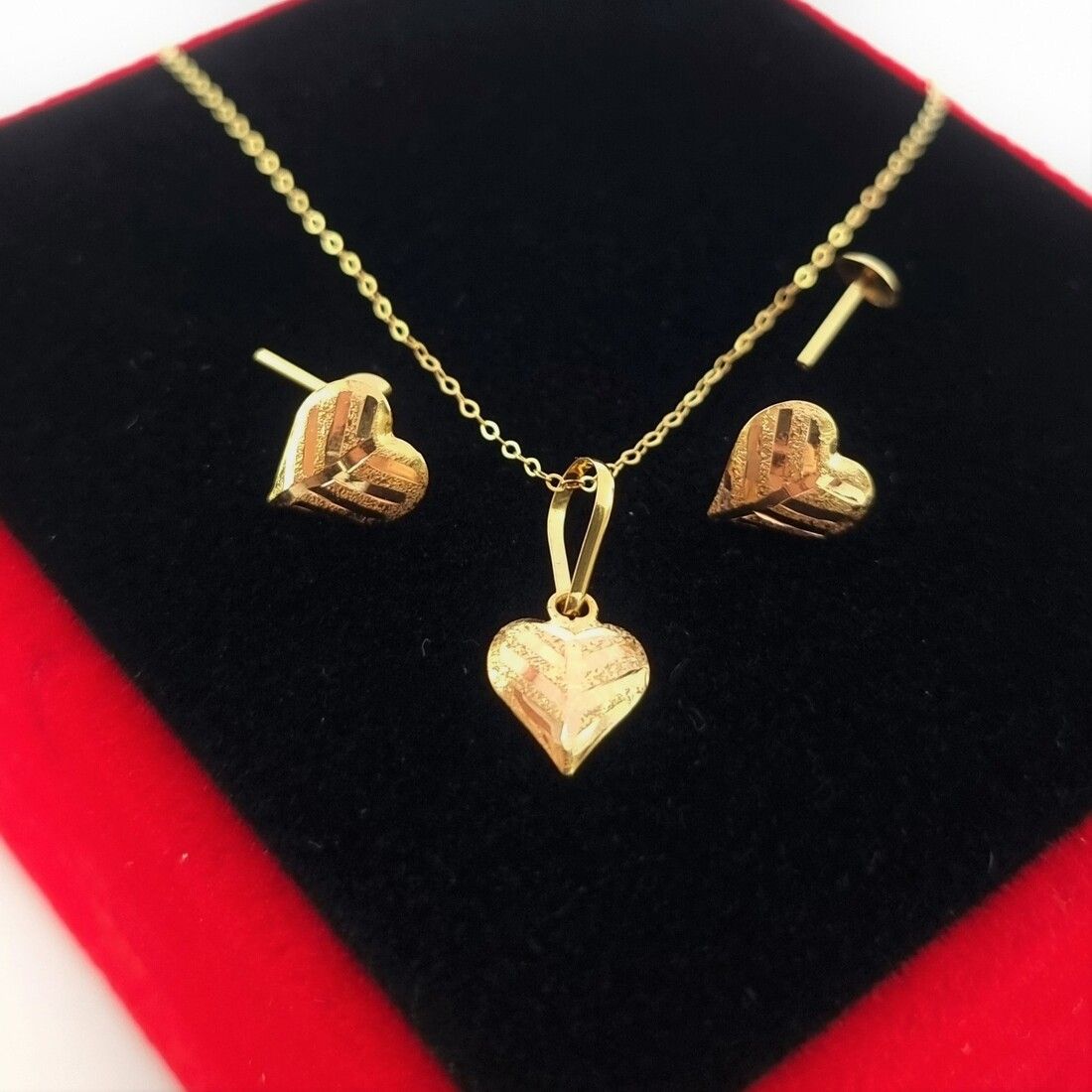 18K Pure Gold Heart Design Screw Jewelry Set | Jewelry Set | 18K Gold Jewelry