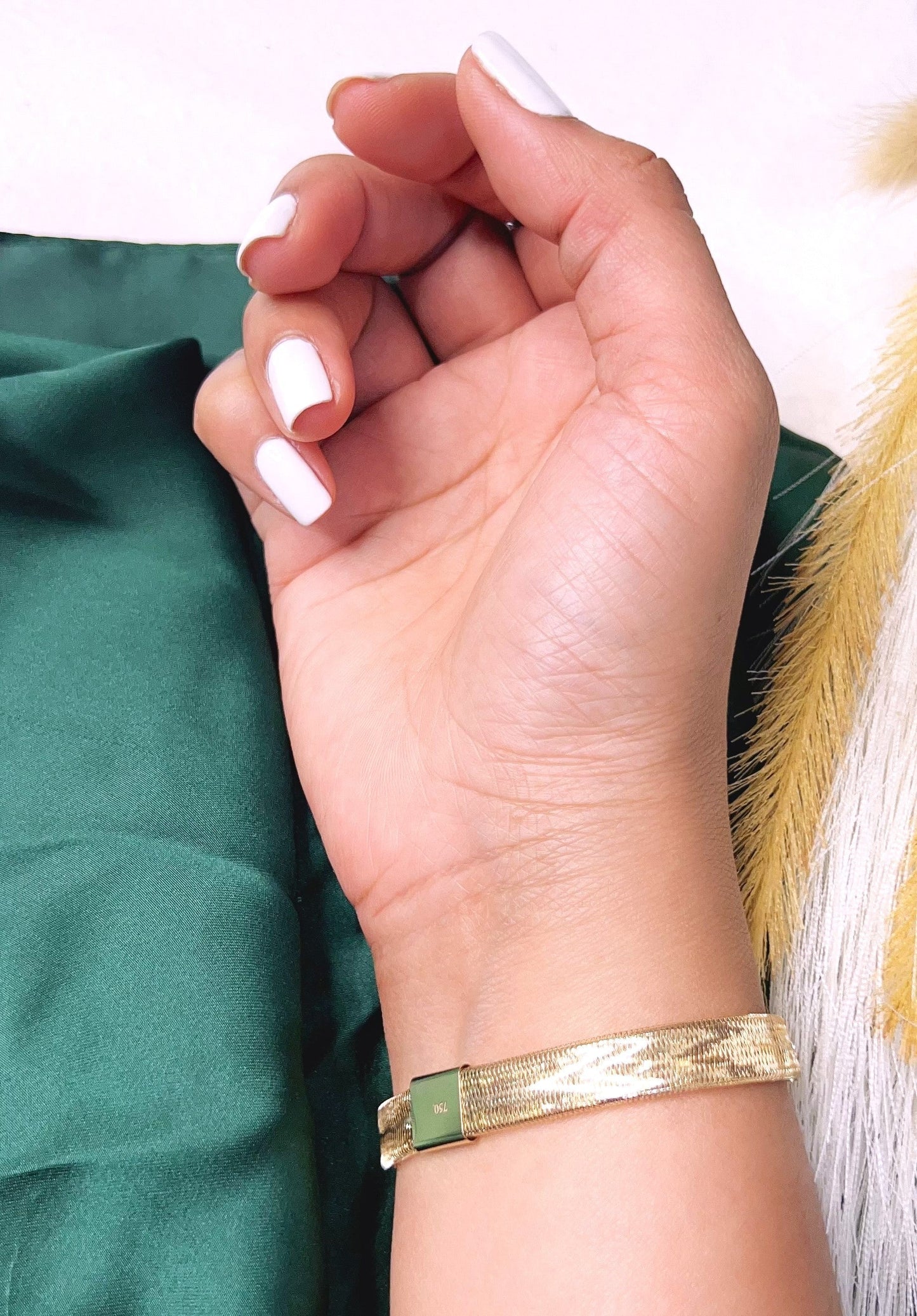 18K Pure Gold Elastic Bangle