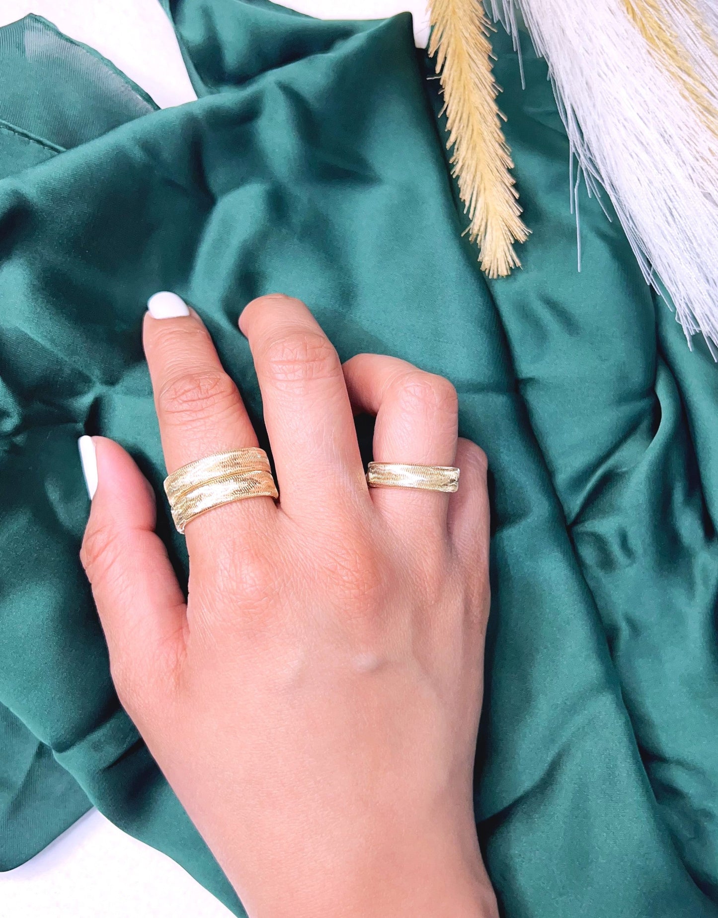 18K Pure Gold Elastic Ring