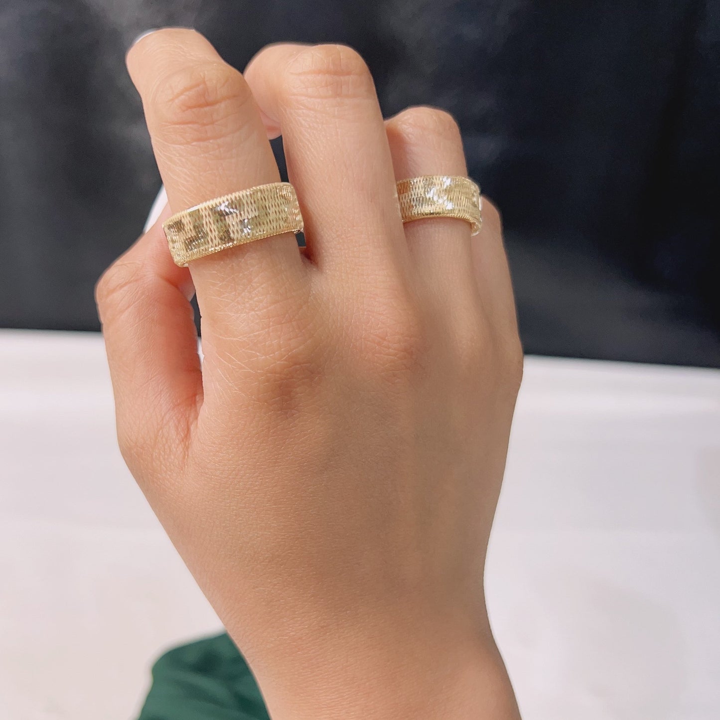 18K Pure Gold Elastic Ring