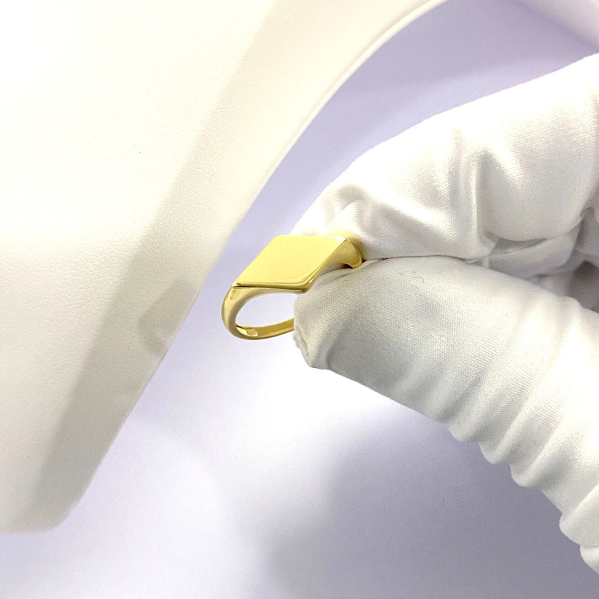 18K Solid Gold Diamond Shape Signet Design Ring | Gold | 18K Gold Jewelry